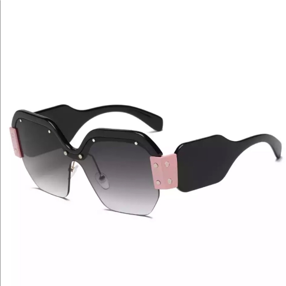 NEW Trendy sorbet sunglasses 😎